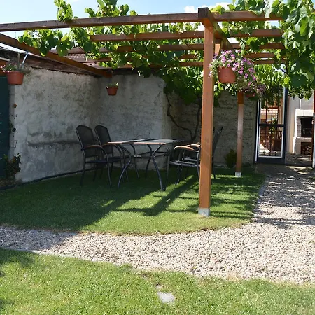 Apartman Na Palave Apartment Dolni Vestonice